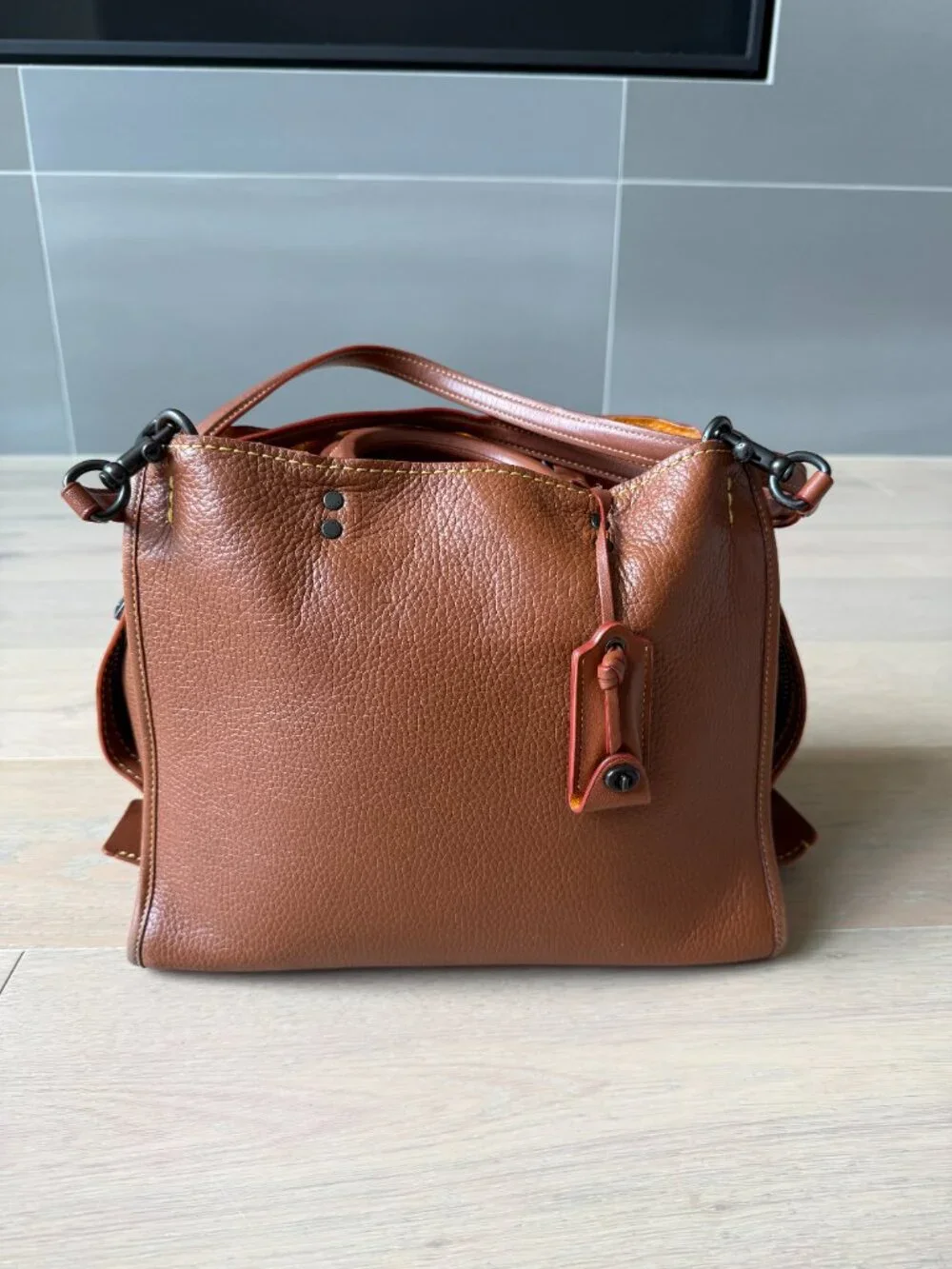 Coach 1941 Rogue 30 Style 38124 Saddle Glovetanned Pebble Leather Gunmetal